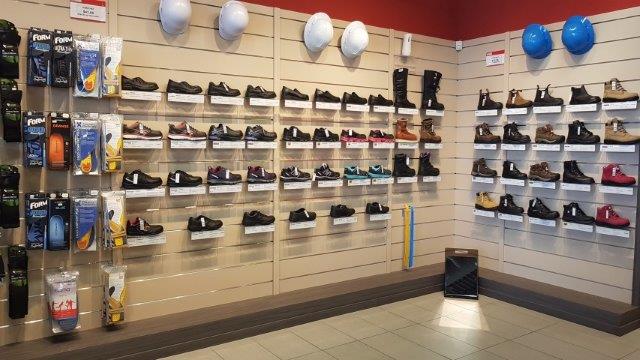 Mister Safety Shoes Inc | 10175 186 St NW, Edmonton, AB T5S 0G5, Canada | Phone: (780) 488-7708