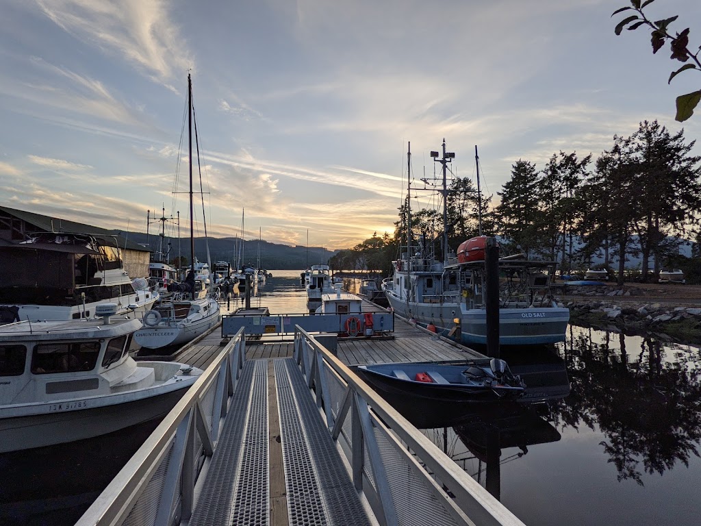 Tillicum Bay Marina Inc | 5794 Naylor Rd, Sechelt, BC V7Z 0C7, Canada | Phone: (604) 885-2100