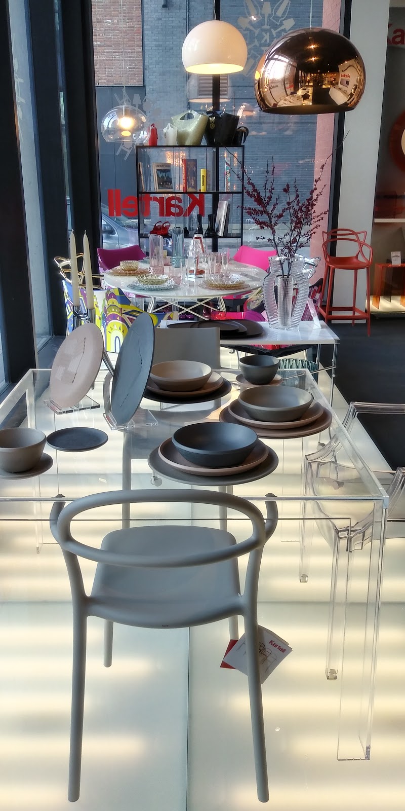 Kartell Montréal | 1120 Rue Wellington, Montréal, QC H3C 1V8, Canada | Phone: (514) 360-8208
