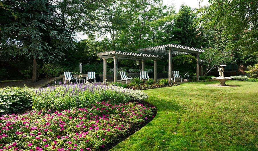 Revera Appleby Place | 500 Appleby Line, Burlington, ON L7L 5Z6, Canada | Phone: (905) 333-1611