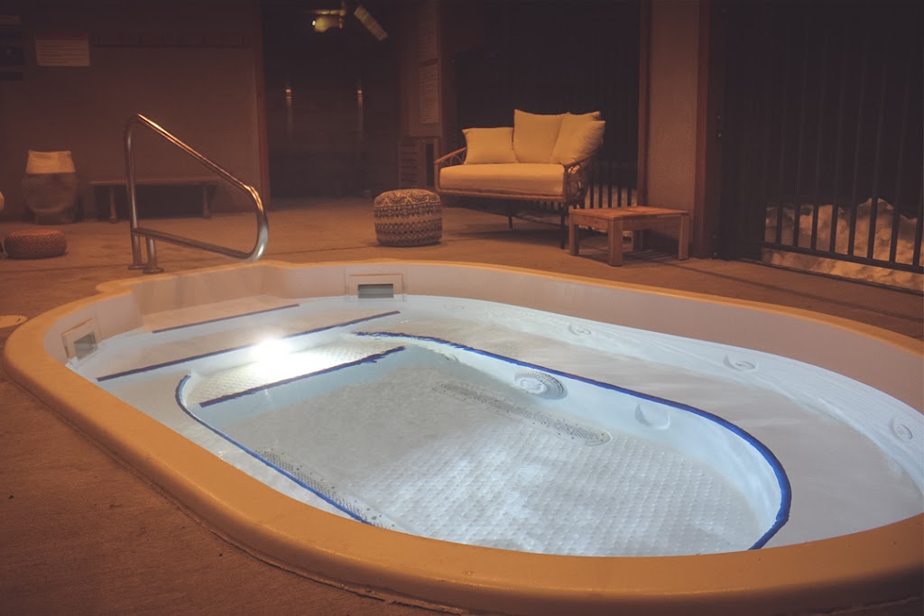 Island Lake Lodge | Cedar Ave, Fernie, BC V0B 1M0, Canada | Phone: (250) 423-3700