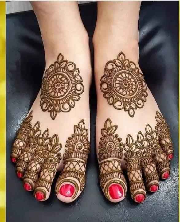 Henna artist | Heartview Rd, Brampton, ON L6Z 0C9, Canada | Phone: (416) 540-1237