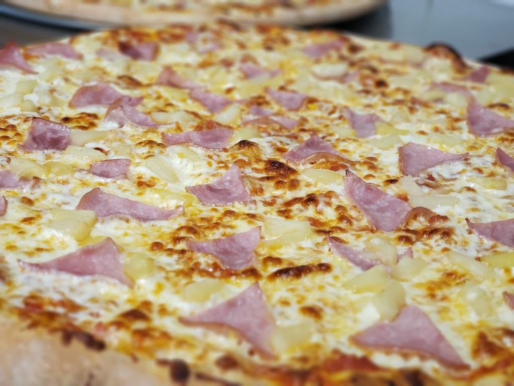 Pizza Nova | 1211 Hurontario St #104a, Mississauga, ON L5G 3H2, Canada | Phone: (416) 439-0000