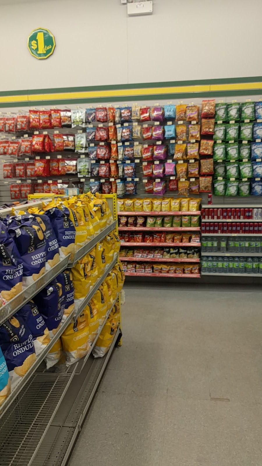 Dollarama | Place Major, 5333 Boulevard Laurier, Terrebonne, QC J7M 1W1, Canada | Phone: (450) 477-3434