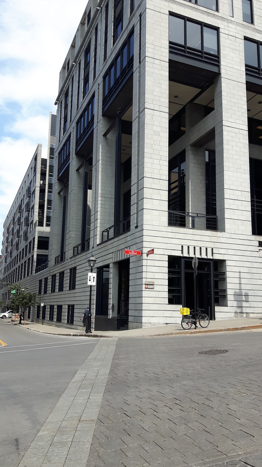Municipal Court | 775 Rue Gosford, Montréal, QC H2Y 3Z8, Canada | Phone: (514) 872-2964