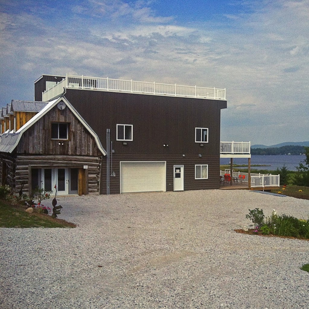 Resort Lac Ste-Marie/Domaine Decelles | 21 Chemin Henri, Lac-Sainte-Marie, QC J0X 1Z0, Canada | Phone: (613) 864-3962