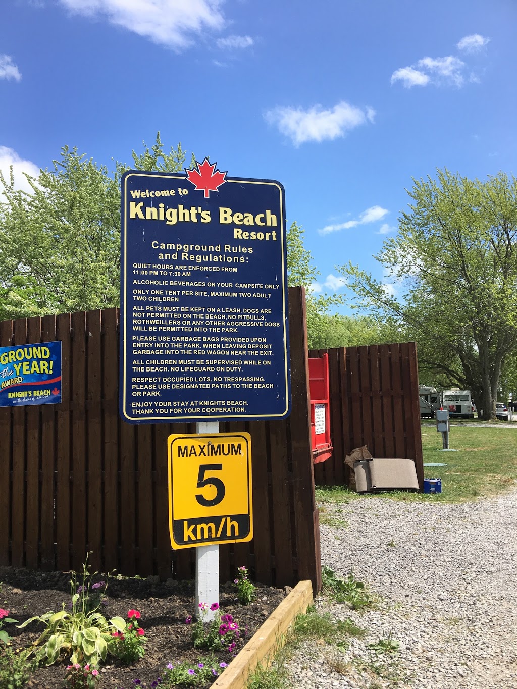 Knights Beach Resort | 2190 Lakeshore Rd, Dunnville, ON N1A 2W8, Canada | Phone: (888) 581-8775