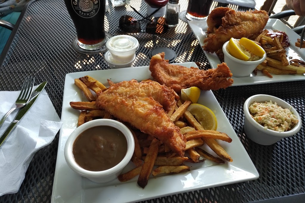 Lock 27 Tap & Grill | 2824 River Ave, Youngs Point, ON K0L 3G0, Canada | Phone: (705) 652-6000