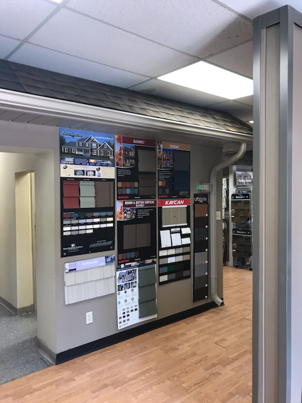 Robert Benevento Roofing Siding & Windows | 4700 Montrose Rd, Niagara Falls, ON L2H 1K5, Canada | Phone: (905) 358-4550