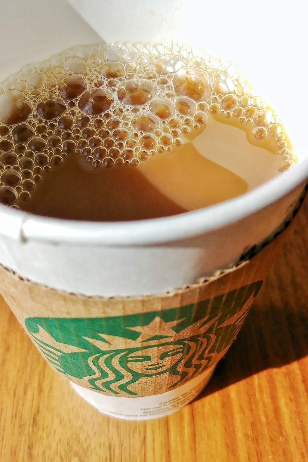 Starbucks | 3235 Dundas St W #1, Mississauga, ON L6J 4Z3, Canada | Phone: (905) 608-0633