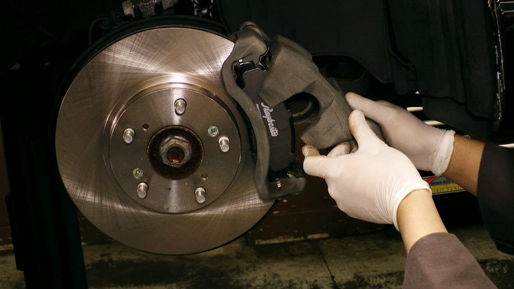 Minit-Tune & Brake Auto Centres | 1390 W 4th Ave, Vancouver, BC V6H 4A3, Canada | Phone: (604) 738-5590