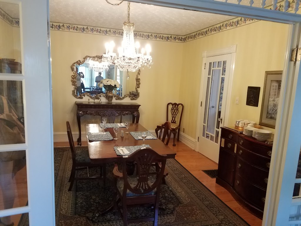 Bedham Hall Bed & Breakfast | 4835 River Rd, Niagara Falls, ON L2E 3G4, Canada | Phone: (905) 374-8515