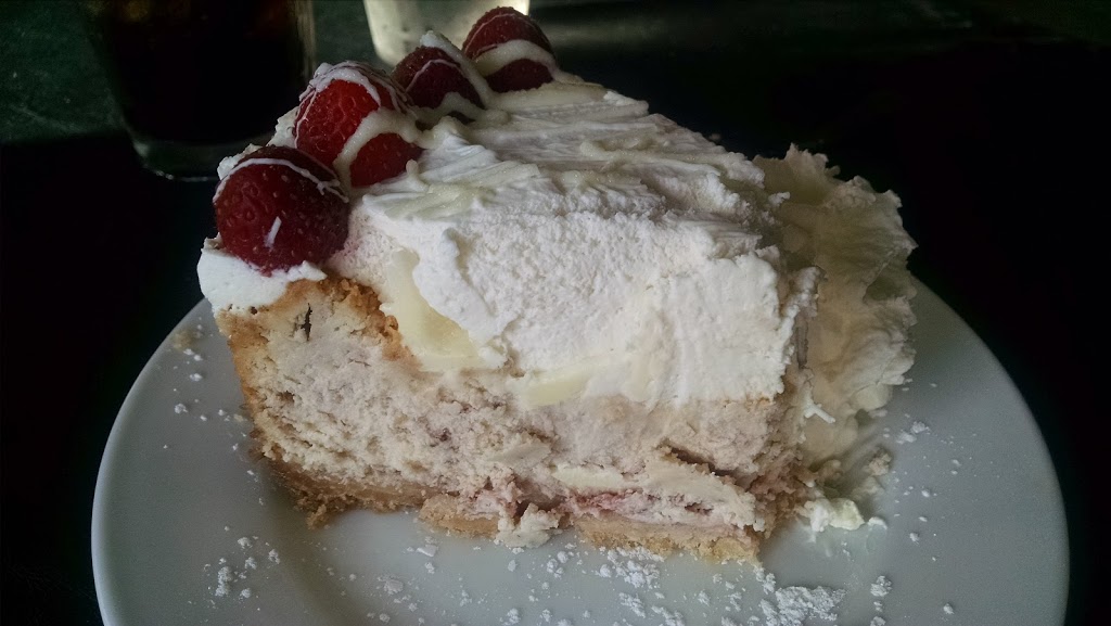 Oakwood Cafe | 660 Osborne St, Winnipeg, MB R3L 2B6, Canada | Phone: (204) 475-4250