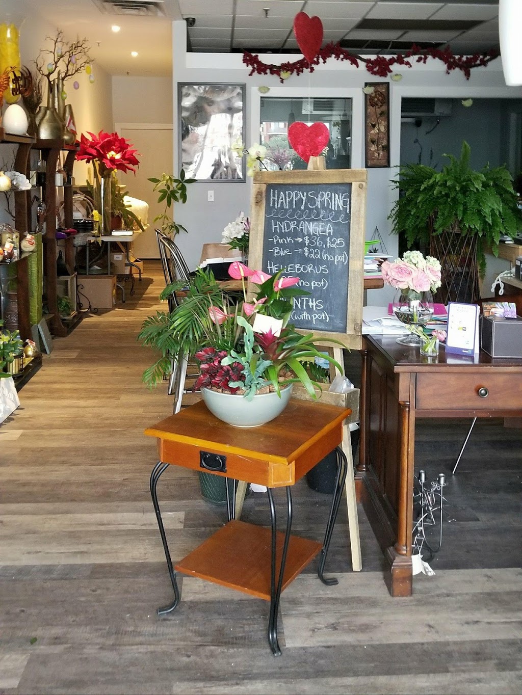 Late Bloom Florist | 5353 Lakeshore Rd #10, Burlington, ON L7L 4N9, Canada | Phone: (905) 631-9009
