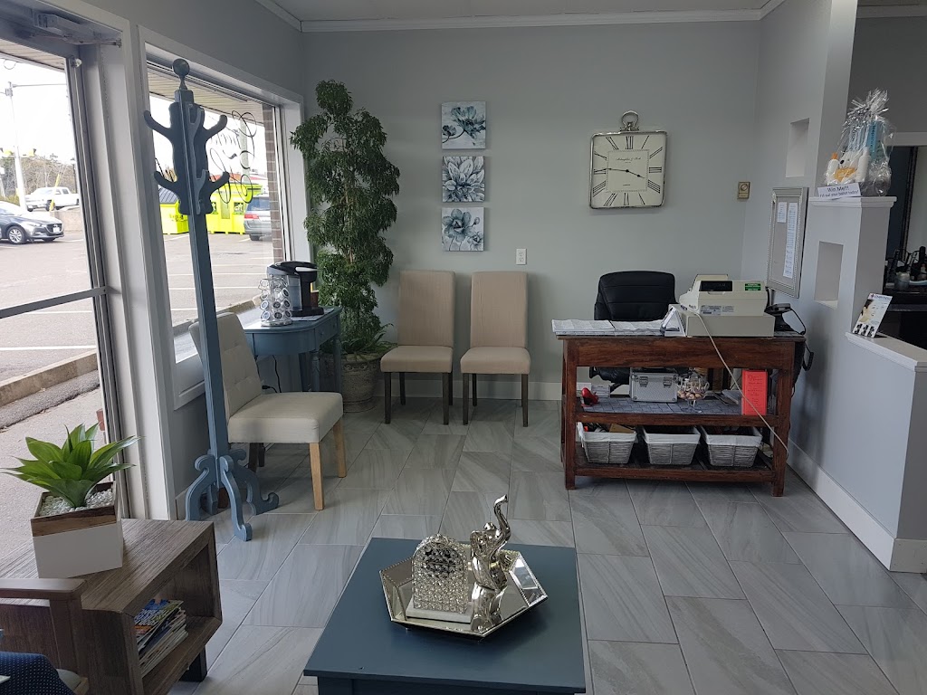 Checkers Hairport Ltd | 176 Hampton Rd, Quispamsis, NB E2E 4J8, Canada | Phone: (506) 847-1212
