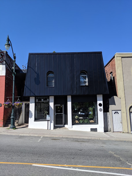 Muskoka Grown | 440 Ecclestone Dr, Bracebridge, ON P1L 1Z6, Canada | Phone: (844) 250-5997