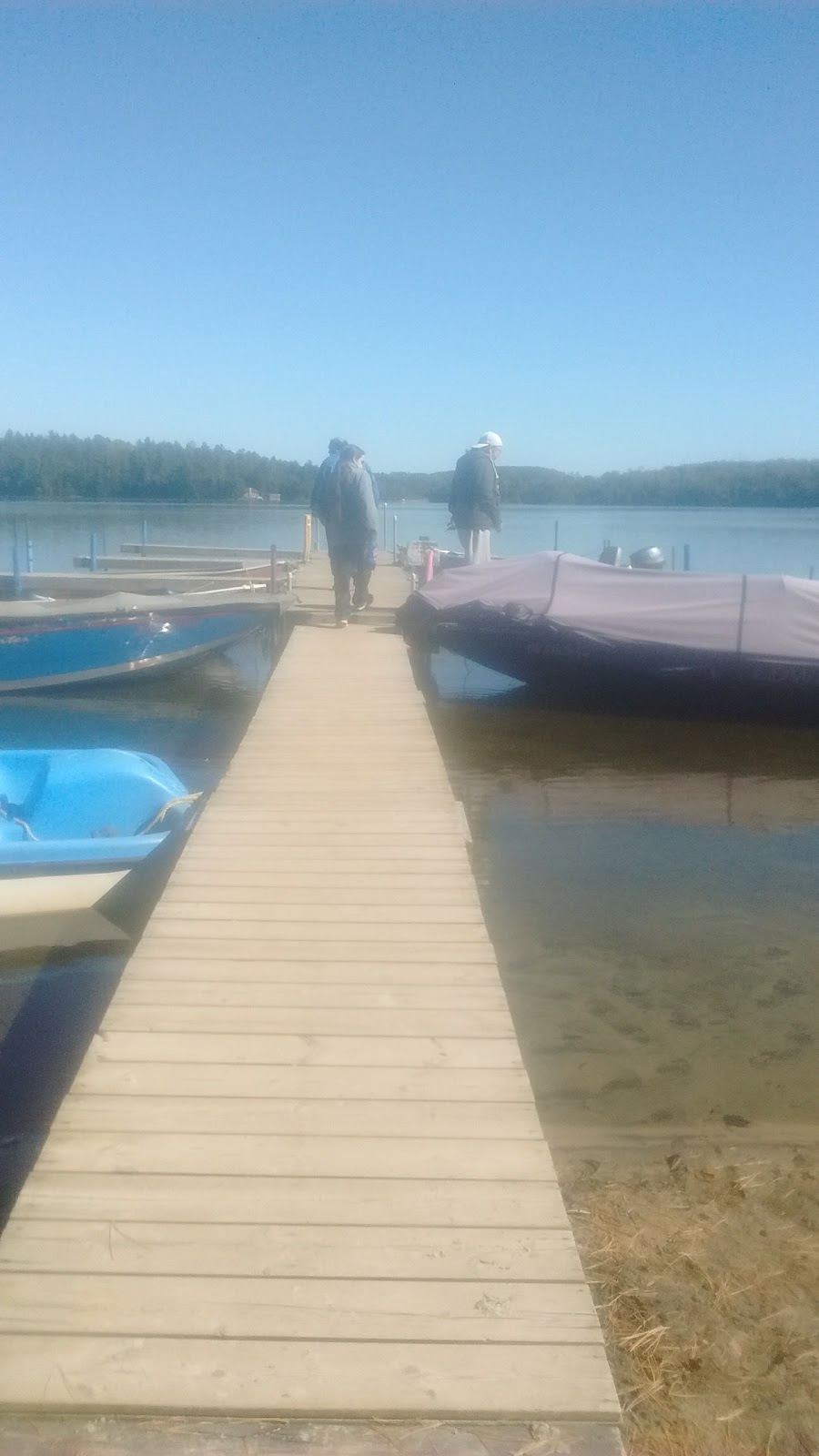Marble Lake Lodge - Home Of The Hungry Moose Restaurant | 1005 Marble Lake Rd, Cloyne, ON K0H 1K0, Canada | Phone: (613) 336-0117