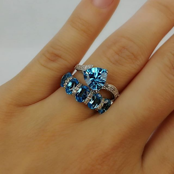 Phoenix Jewellers | 4124 Walker Rd, Windsor, ON N8W 3T5, Canada | Phone: (519) 972-3933