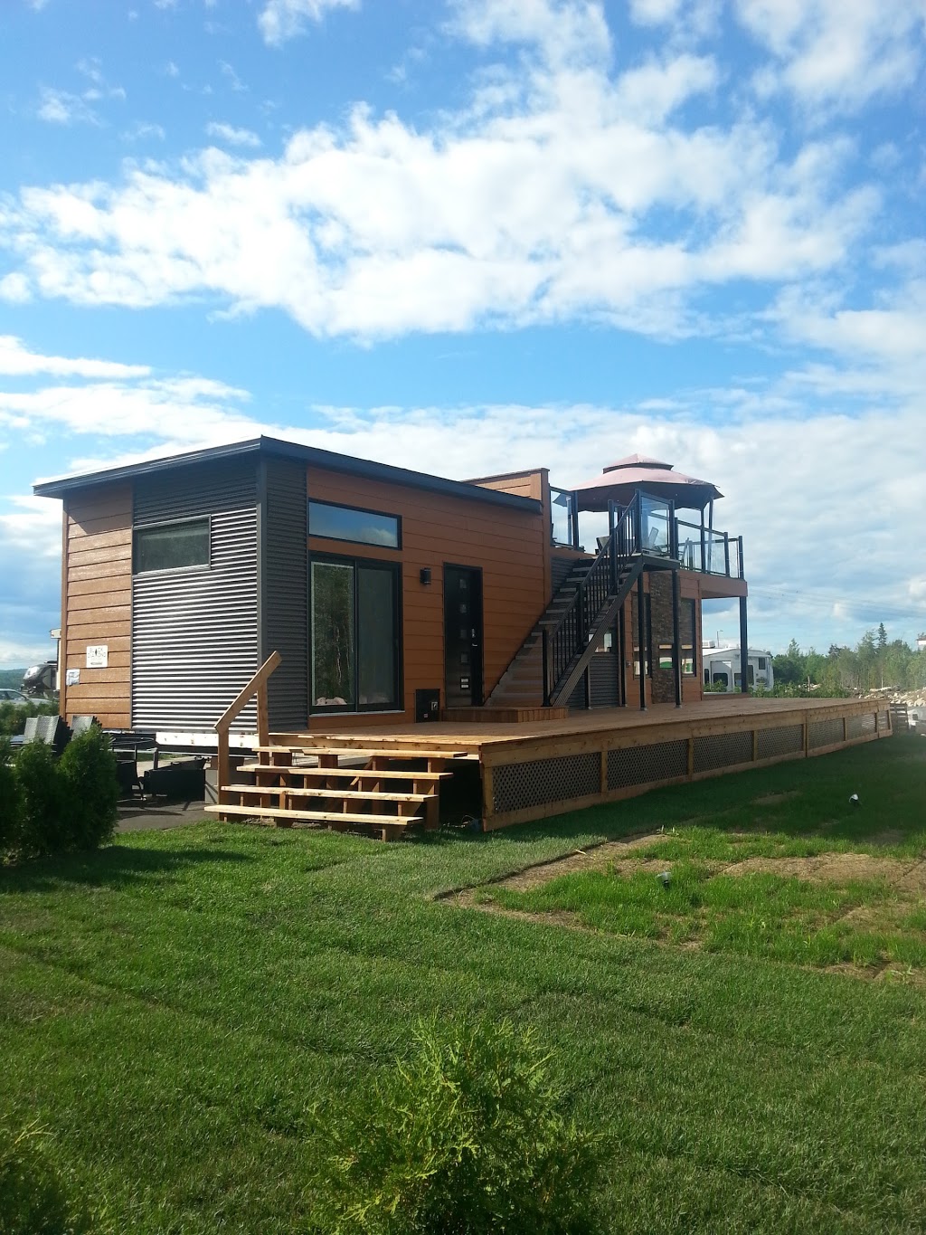 Les Terrasses Montcalm | 3945 QC-337, Sainte-Julienne, QC J0K 2T0, Canada | Phone: (450) 333-0623