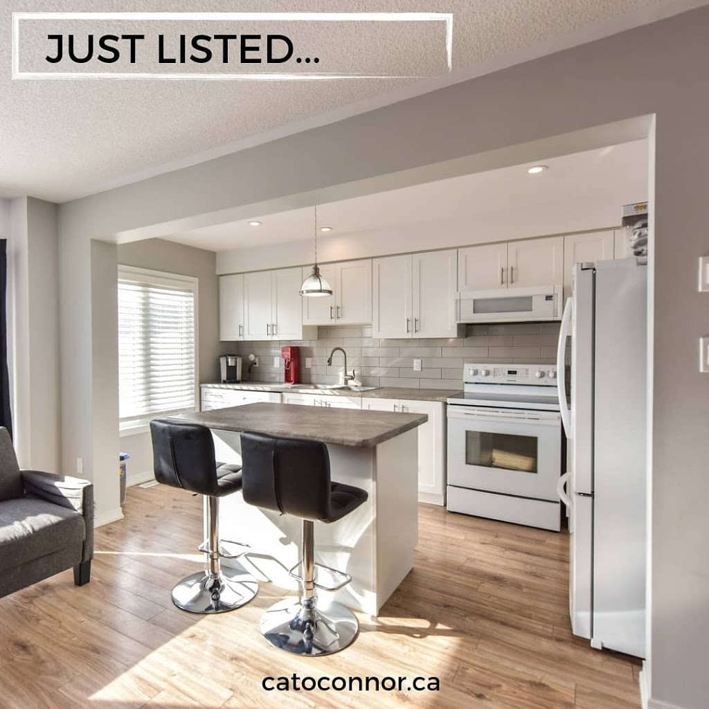 Cat OConnor, Realtor Century 21, Orillia | West Street N, Orillia, ON L3V 5E3, Canada | Phone: (705) 790-6895