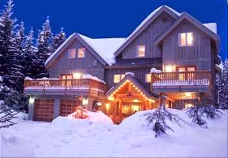 ResortAc.com Whistler Accommodations | 4815 Glacier Ln, Whistler, BC V0N 1B4, Canada | Phone: (888) 205-0649
