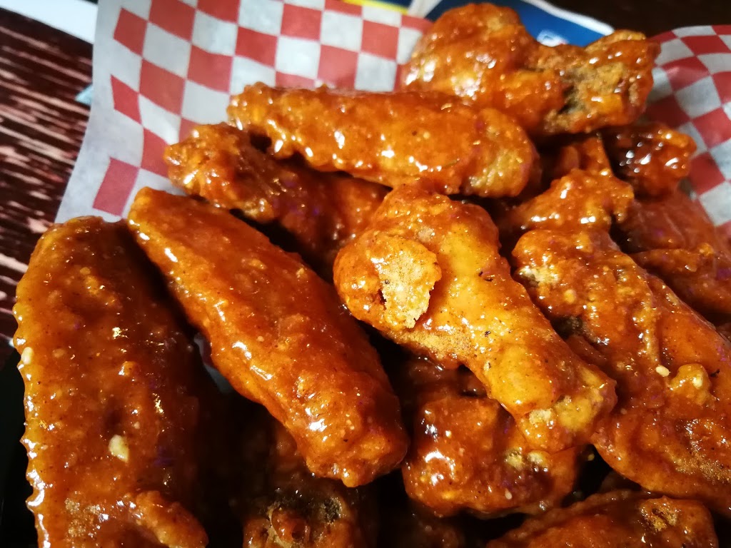 Huron Club | 253 Ortona Rd, Borden, ON L0M 1C0, Canada | Phone: (705) 424-1200