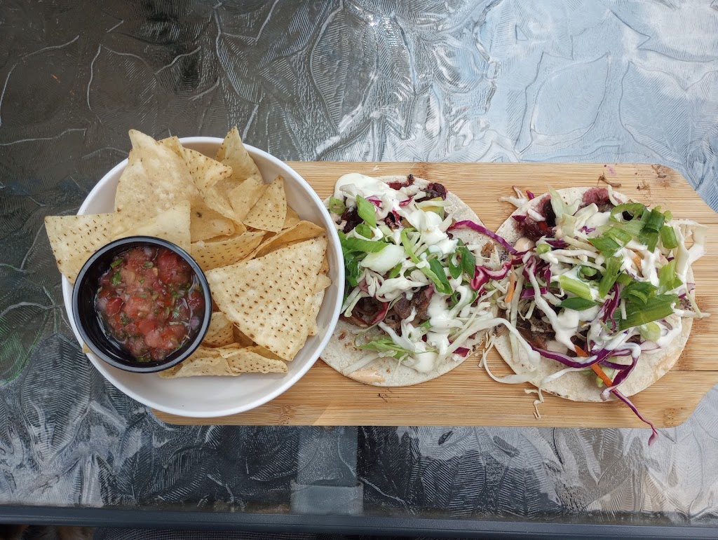 Balmoral Bistro & Brewpub | 16 Opeongo Square, Barrys Bay, ON K0J 1B0, Canada | Phone: (613) 756-5162