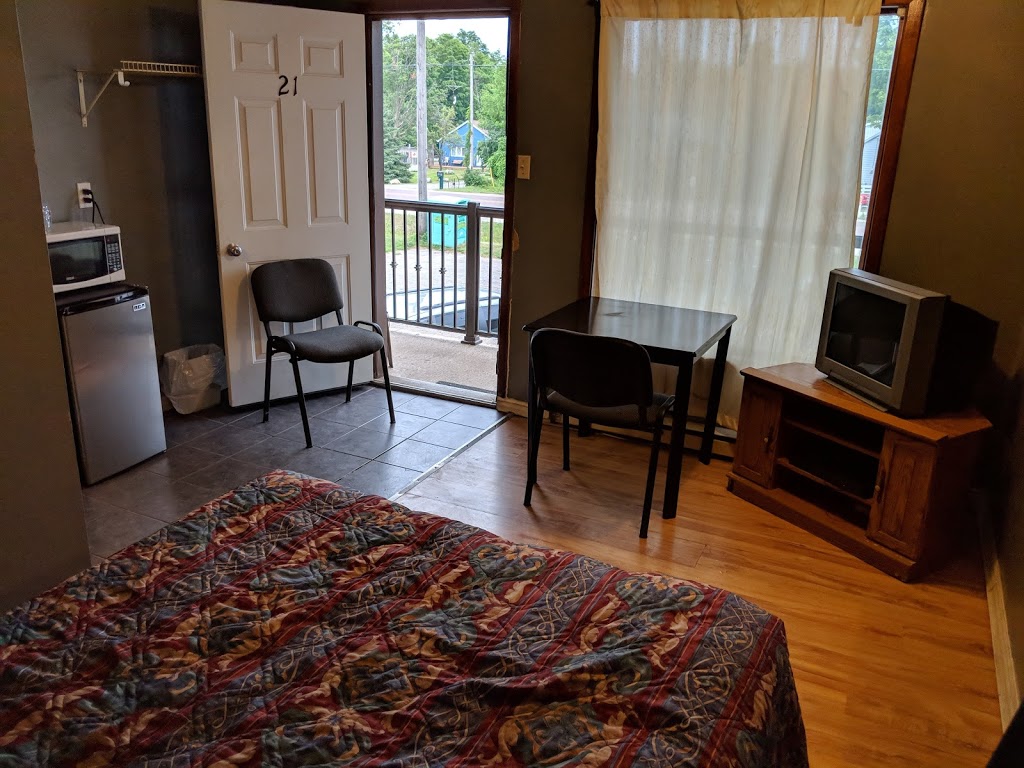 Cedar Springs Motel | 12363 ON-7, Georgetown, ON L7G 4S4, Canada | Phone: (905) 877-8866