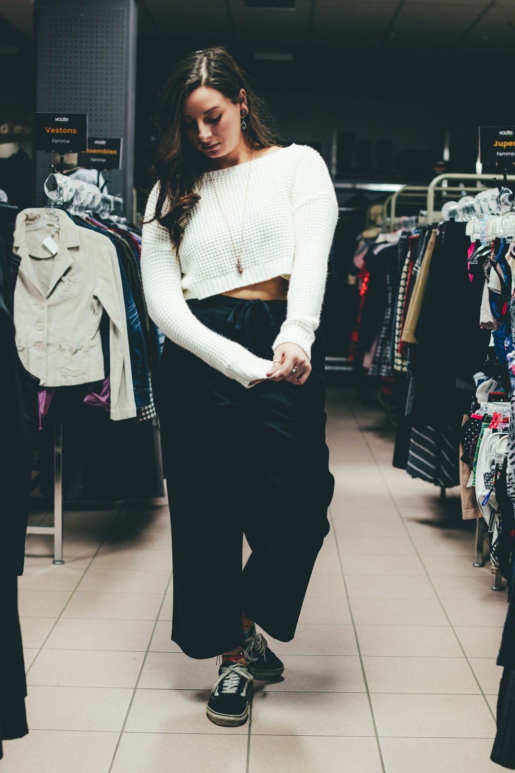 Friperie La Voûte | 125 Rue St Pierre, Saint-Constant, QC J5A 0W5, Canada | Phone: (450) 633-1688