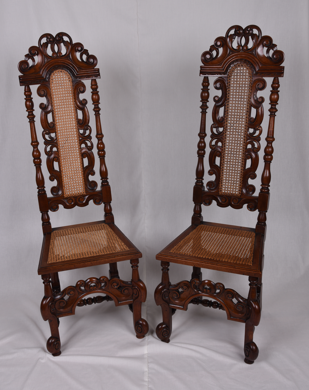 J Taylor Antiques Ltd | 167 William St, Brantford, ON N3T 3L4, Canada | Phone: (905) 521-6844