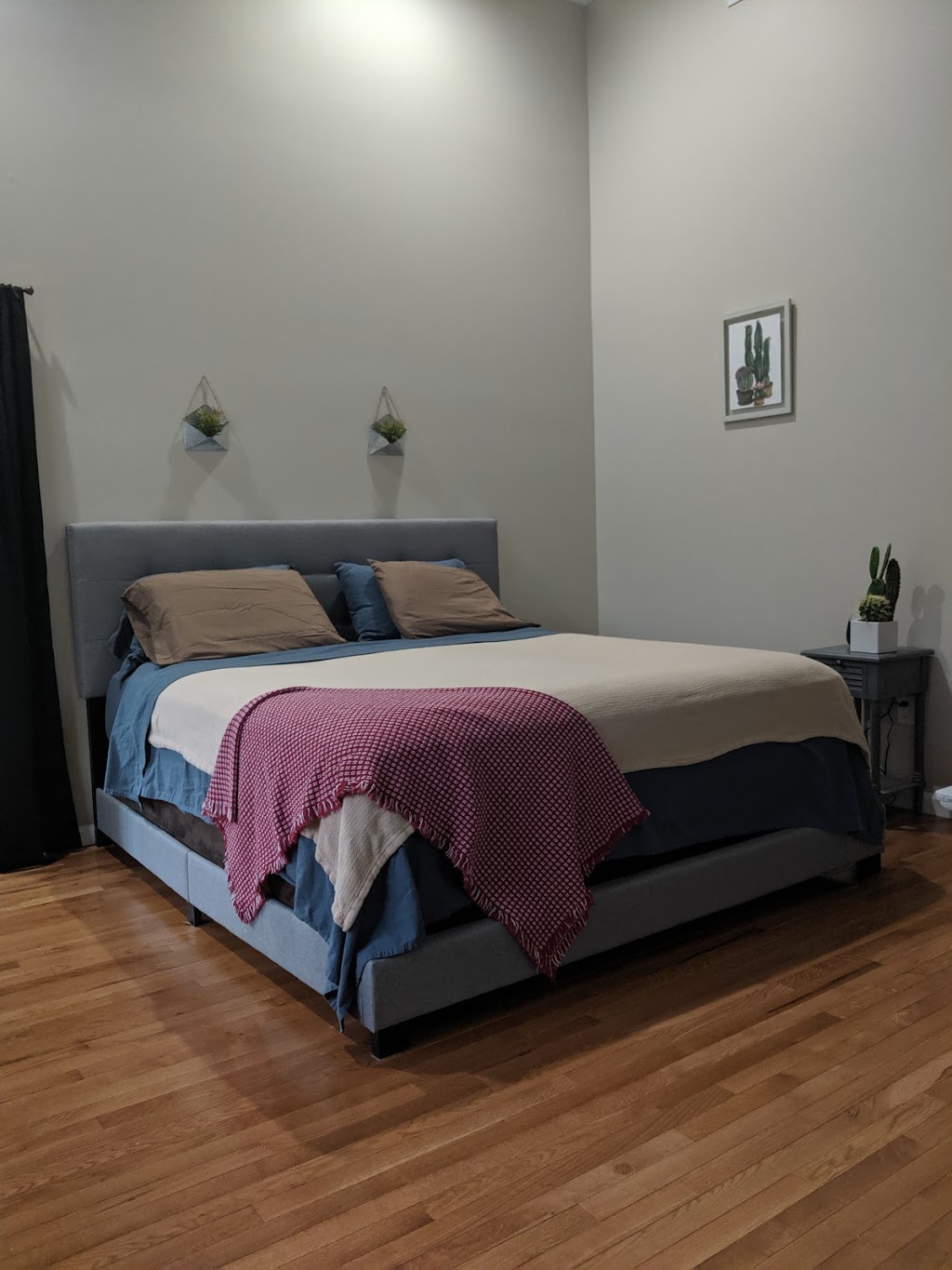 Algonac Vacation Rentals | 703 St Clair River Dr, Algonac, MI 48001, USA | Phone: (810) 580-1042