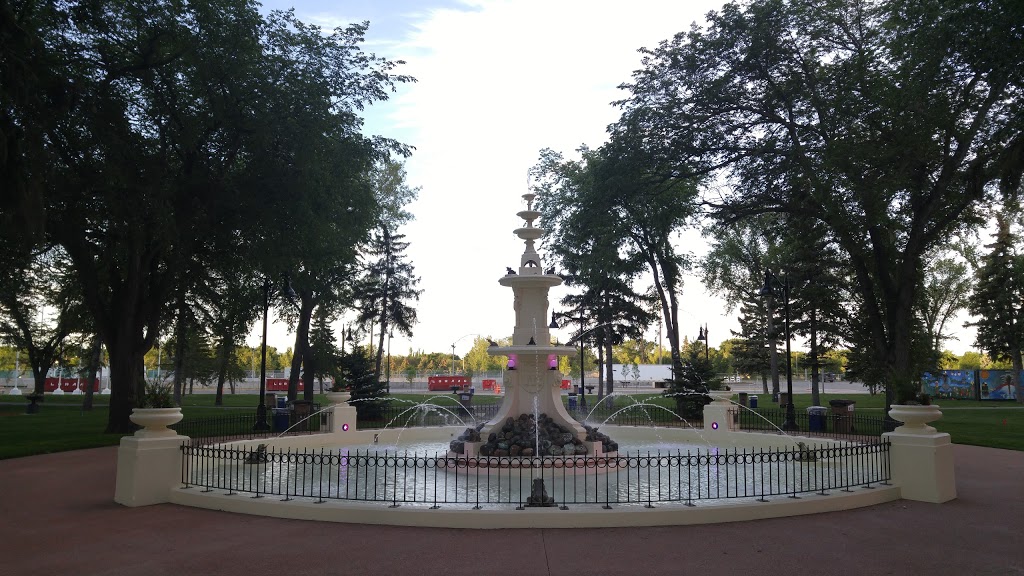 Confederation Park | 1700 Elphinstone St, Regina, SK S4P 2Z6, Canada | Phone: (306) 777-7000