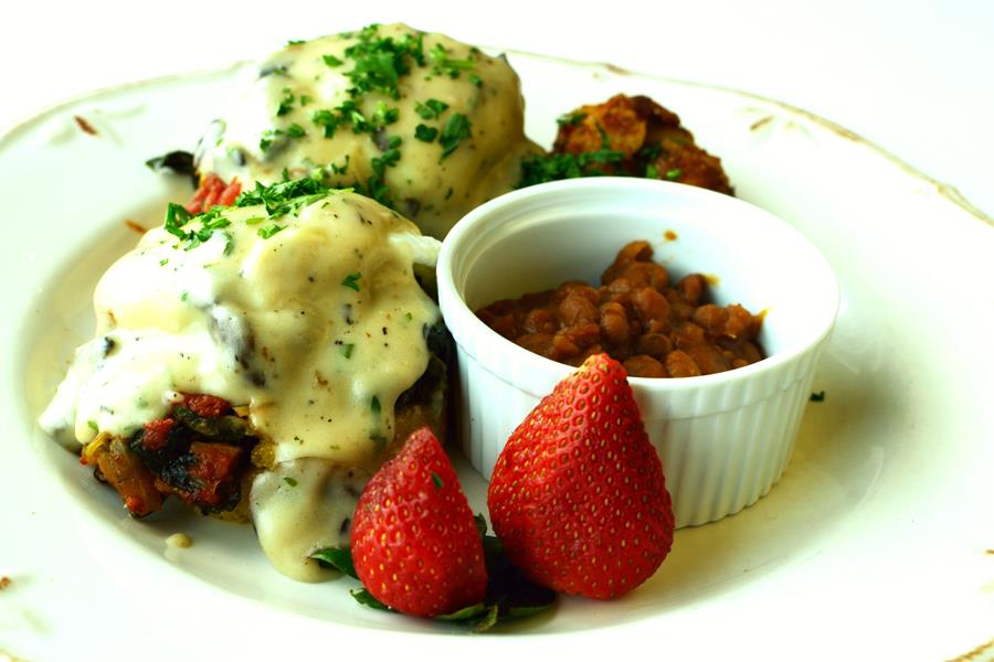 The Red Door Restaurant | 126 N Sykes St, Meaford, ON N4L 1P3, Canada | Phone: (519) 538-5899