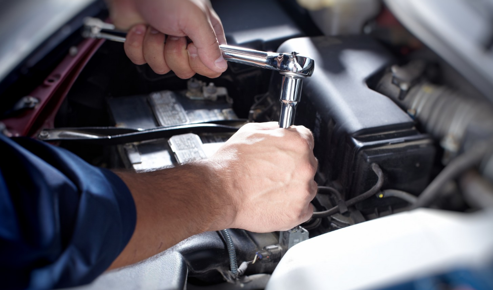 CDK Automotive Repairs | 34220 S Fraser Way #3, Abbotsford, BC V2S 2C6, Canada | Phone: (604) 850-8117
