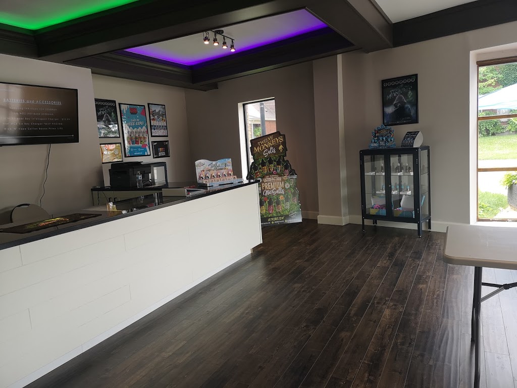 Churchill Smoke | 1023 King St W, Hamilton, ON L8S 1L3, Canada | Phone: (905) 921-6515