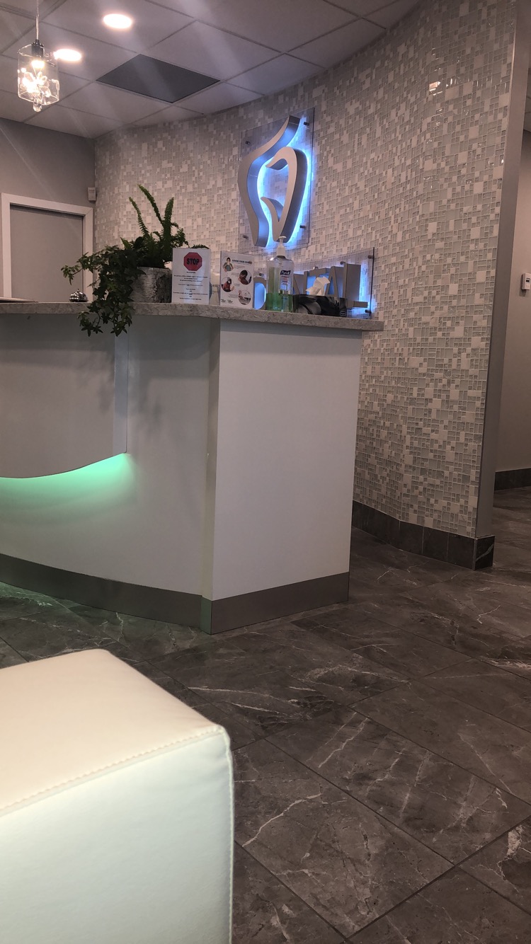 Cura Dental | 250 Dundas St W, Mississauga, ON L5B 1J2, Canada | Phone: (905) 277-2872
