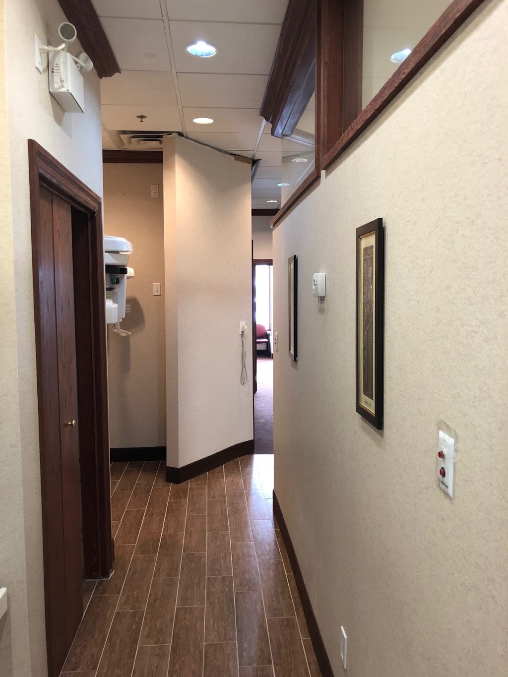 Dr. S. Dhillon & Associates Dental Office | 900 Ray Lawson Blvd #4, Brampton, ON L6Y 5H7, Canada | Phone: (905) 874-8664