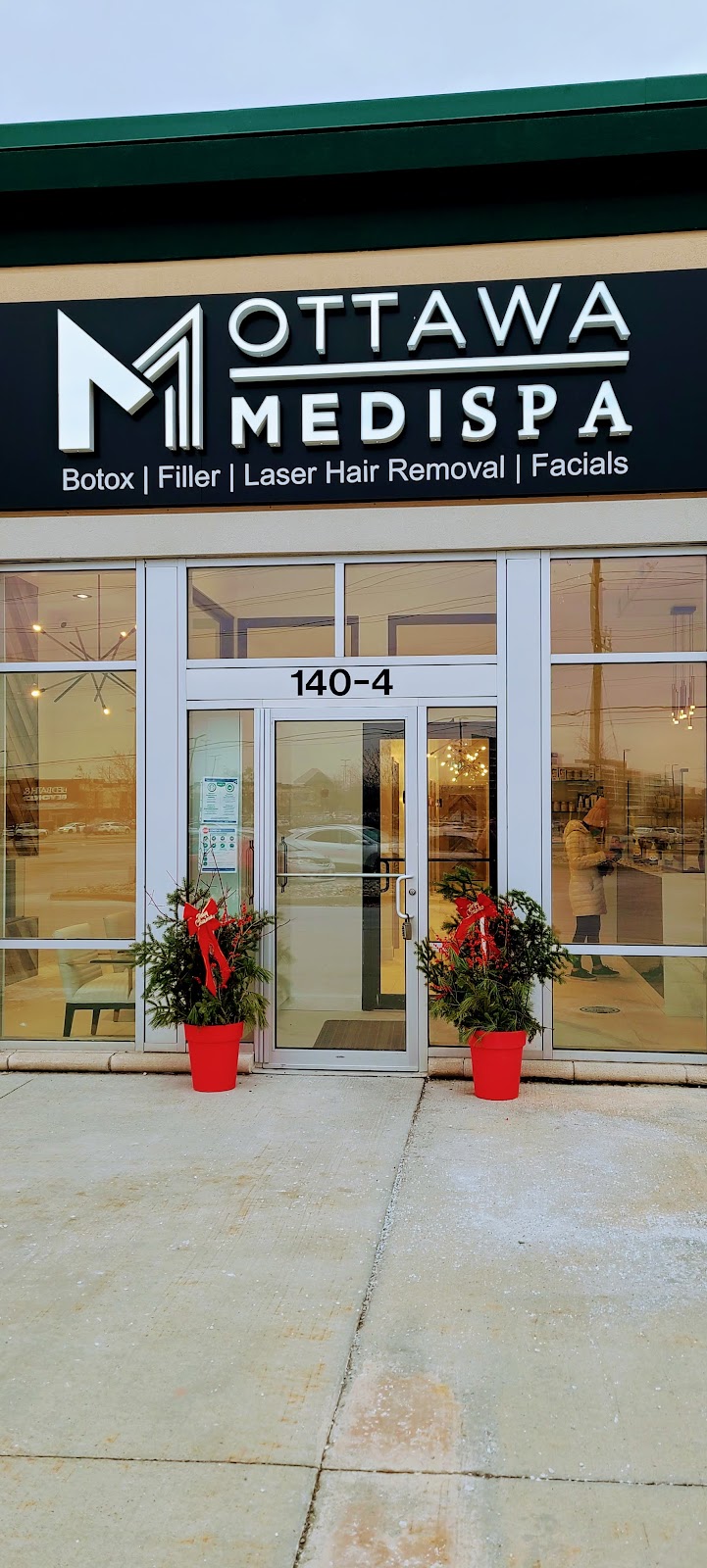 Ottawa MediSPA-Trainyards | 140 Trainyards Dr #4, Ottawa, ON K1G 3S2, Canada | Phone: (613) 733-5500