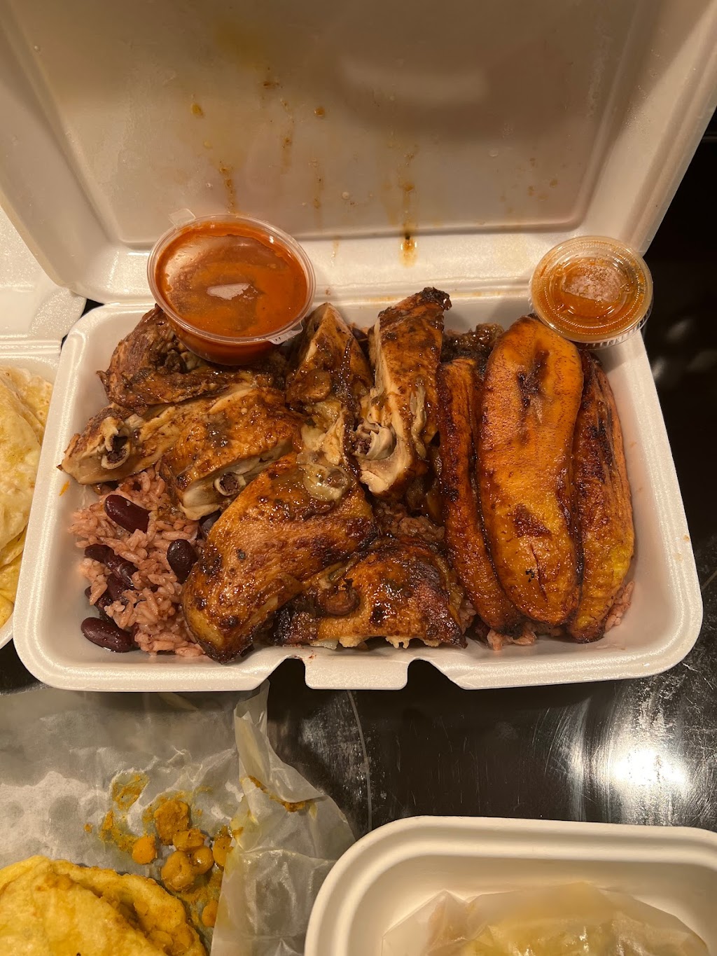 Caribbean Paradise Restaurant Montreal | 8080 Bd Newman, LaSalle, QC H8N 1X9, Canada | Phone: (514) 363-8080