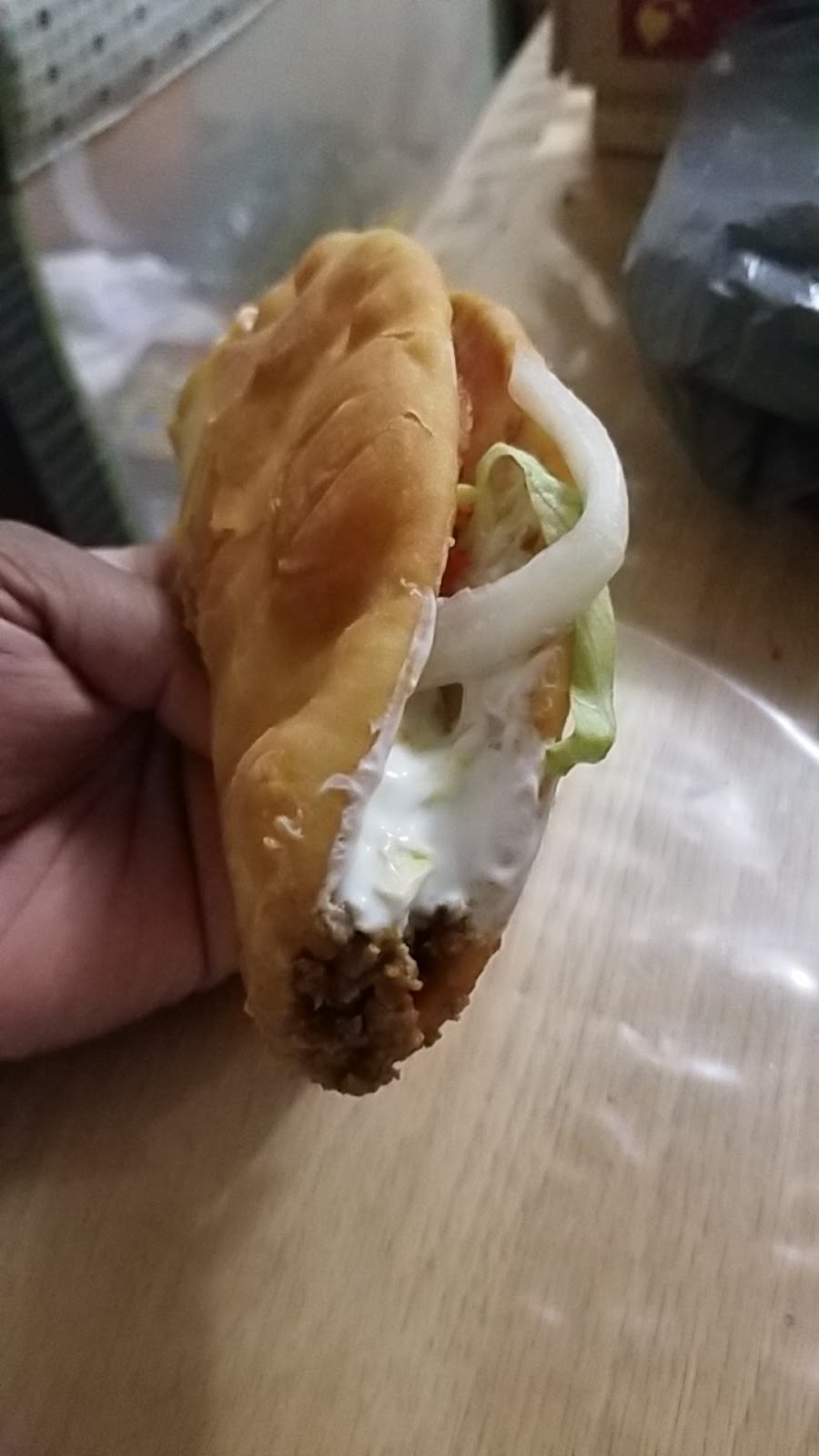 Taco Bell | 444 Yonge St, Toronto, ON M5B 2H4, Canada | Phone: (416) 596-7869