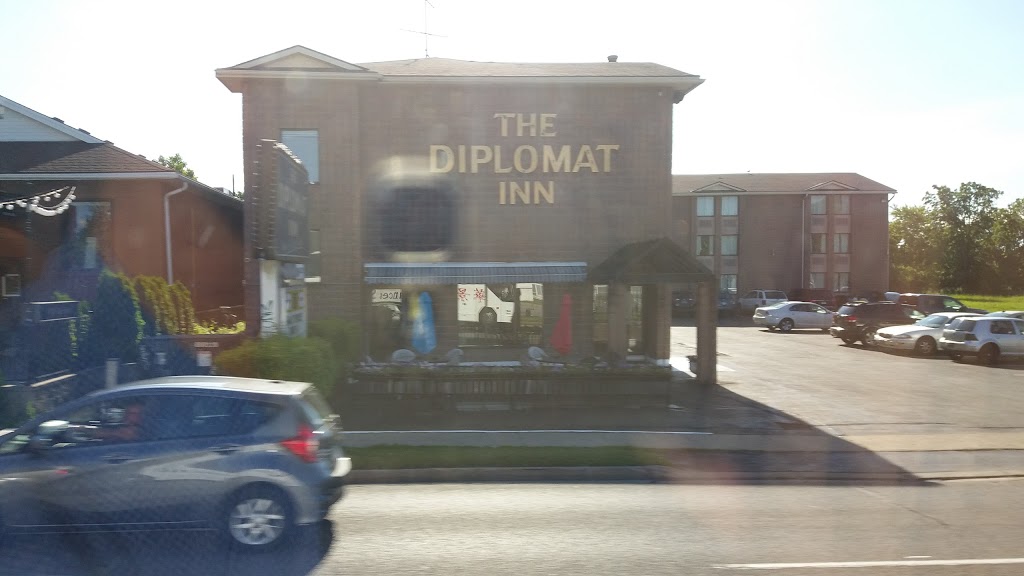 The Diplomat Inn | 5983 Stanley Ave, Niagara Falls, ON L2G 3Y8, Canada | Phone: (905) 357-9564