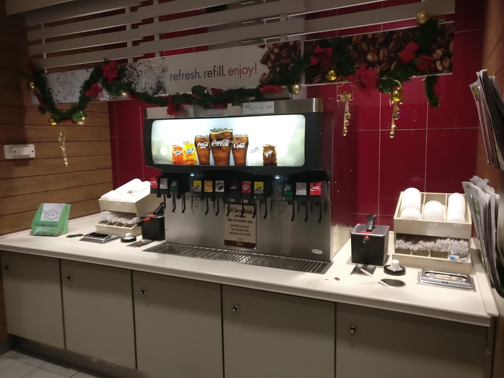 McDonalds | 3030 Don Mills Rd, North York, ON M2J 3C1, Canada | Phone: (416) 494-9335