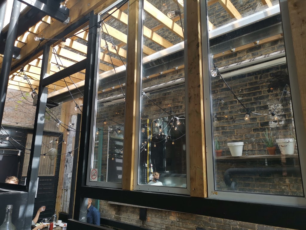 Smith | 553 Church St, Toronto, ON M4Y 2E2, Canada | Phone: (416) 926-2501