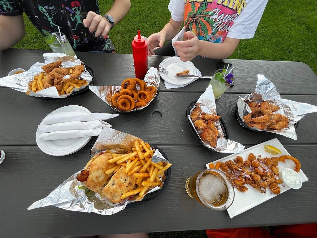 Coys Bistro | 4476 Columere Rd, Fairmont Hot Springs, BC V0B 1L2, Canada | Phone: (250) 345-6504