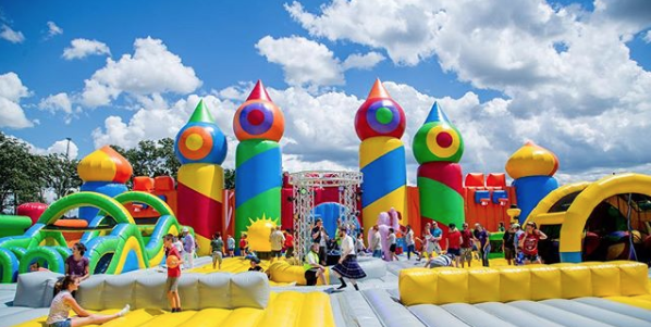 sup bouncy castles n’ more | 10766 County Rd 2, Grafton, ON K0K 2G0, Canada | Phone: (226) 978-7805