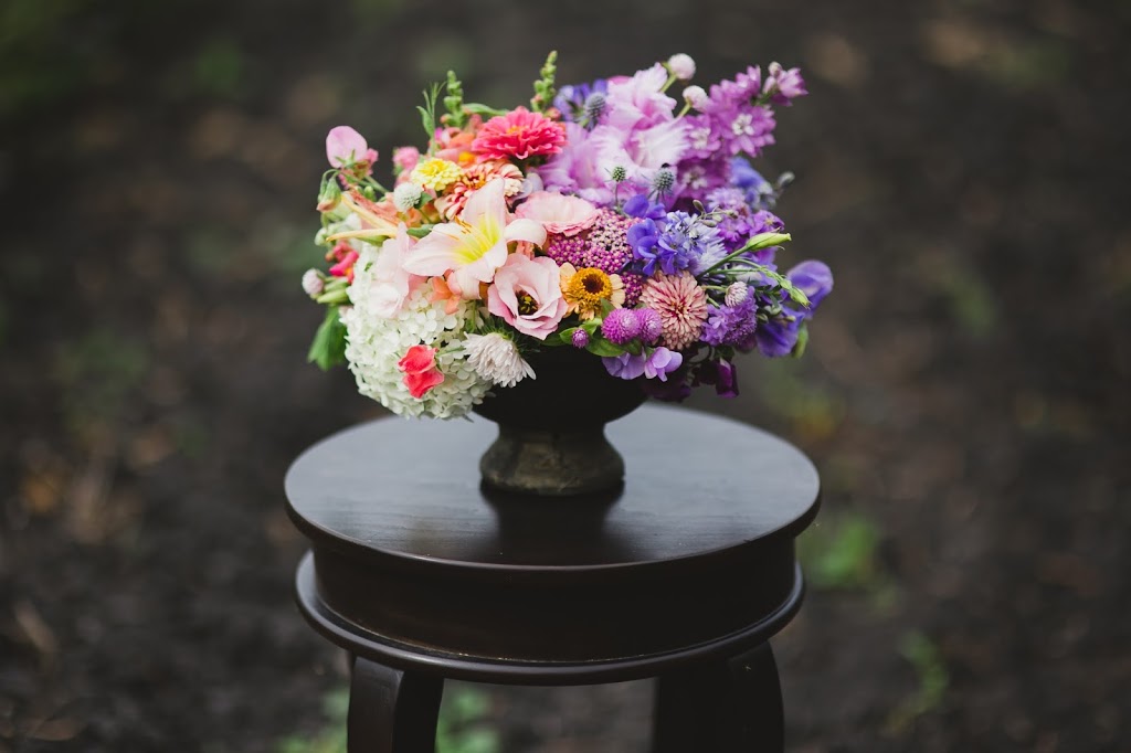 Lily Stone Gardens | 28084 HWY 422, Rosenort, MB R0G 1W0, Canada | Phone: (204) 712-6678