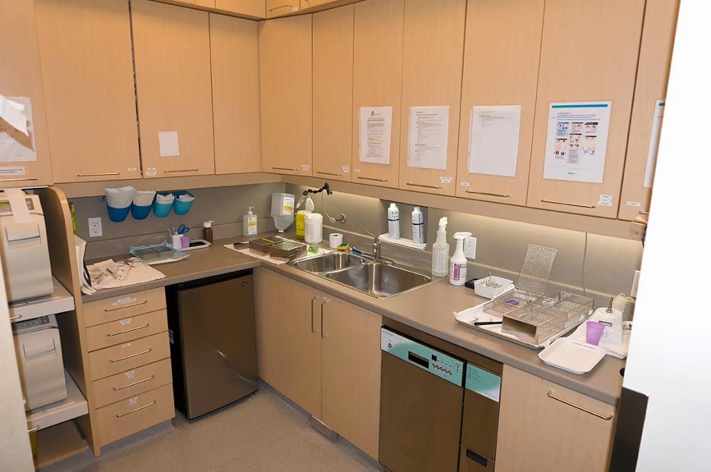 Paramount Dental | 217 - 130 Country Village Rd NE, Calgary, AB T3K 6B8, Canada | Phone: (403) 730-9882