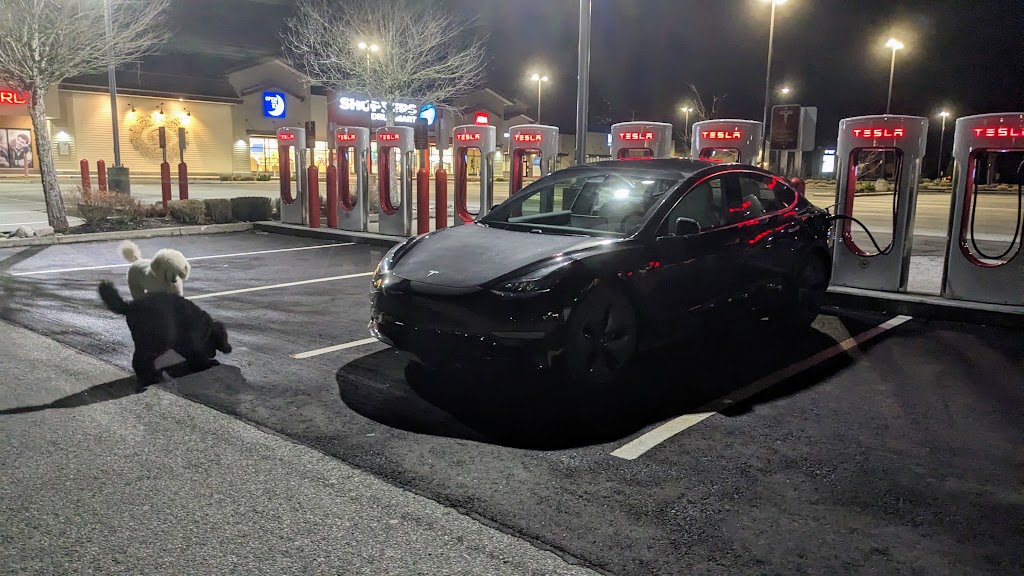 Tesla Supercharger | 5500 Sunshine Coast Hwy, Sechelt, BC V0N 3A0, Canada | Phone: (877) 798-3752