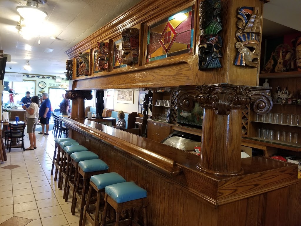 Beach Boy Restaurant | 70 1 Ave, Gimli, MB R0C 1B0, Canada | Phone: (204) 642-7560