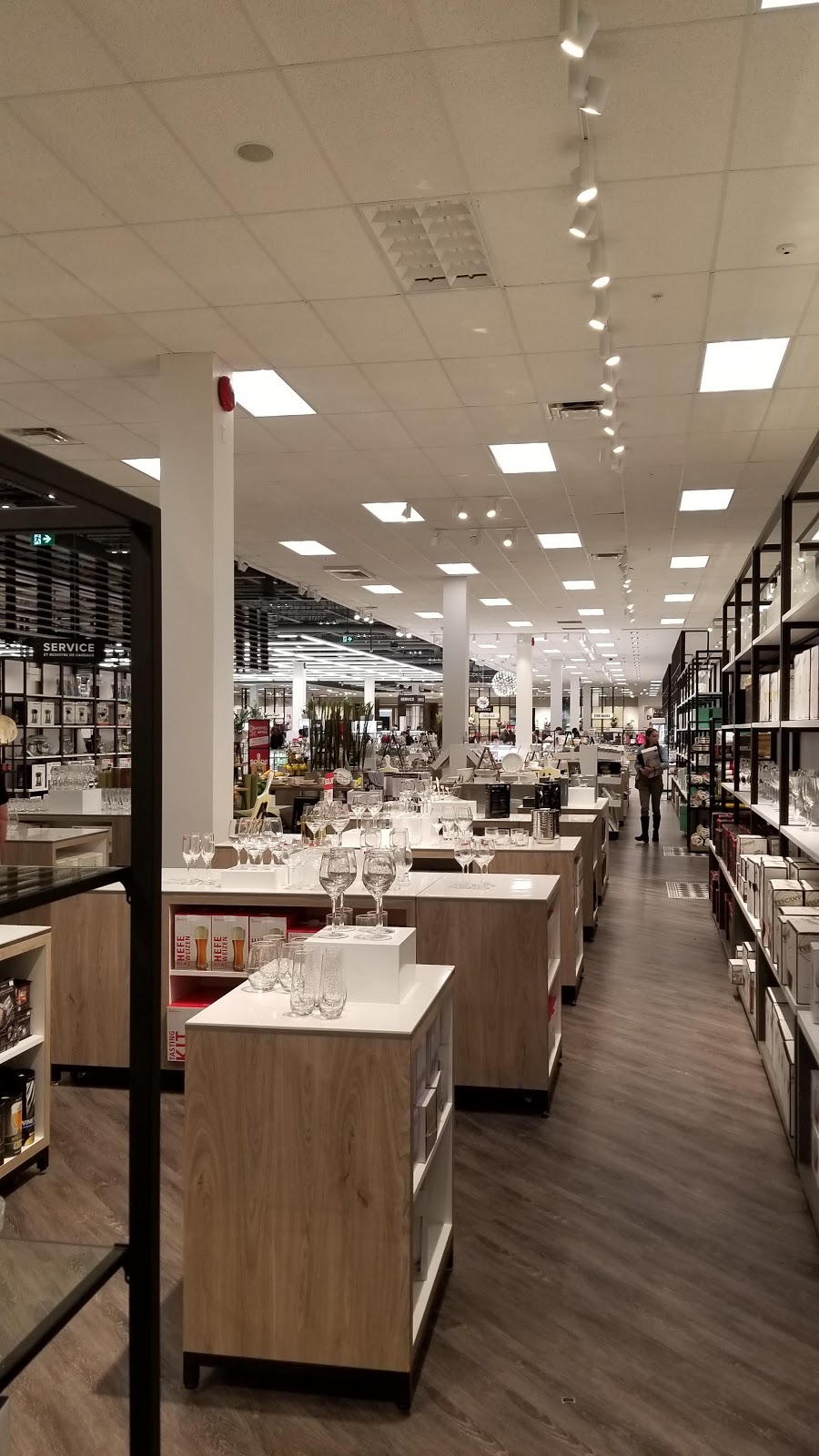 The Bay | Carrefour Angrignon, 7091 Newman Blvd, Lasalle, QC H8N 1X1, Canada | Phone: (514) 366-0825